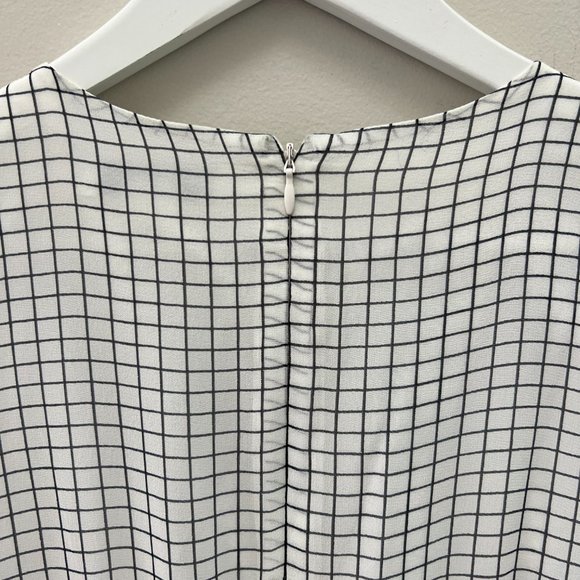 Club Monaco 100% Silk Dress - Picture 4 of 9